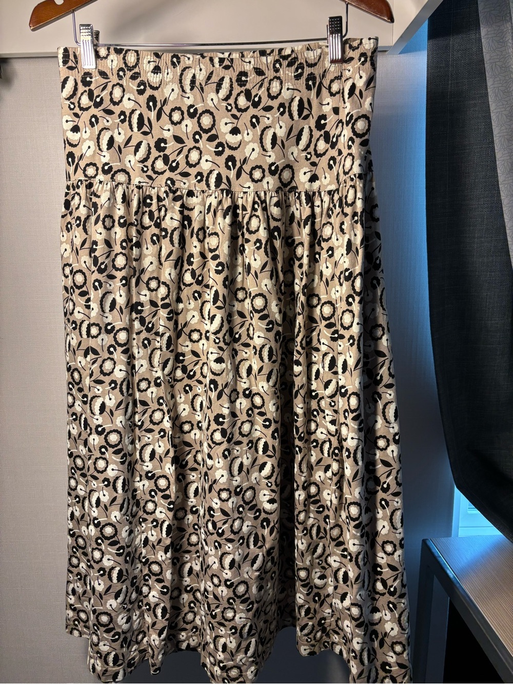 Vintage Adrienne Vittadini Sport Floralβ Cotton Midi Skirt Size M Made in USA